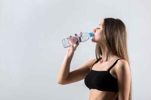 Drink Sufficient Water to Stop Protein in Urine