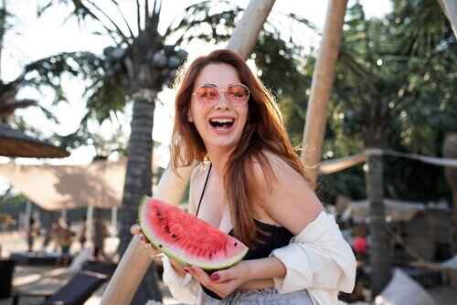 Add More Watermelon to Your Diet For Kidney Pain Treatment At Home